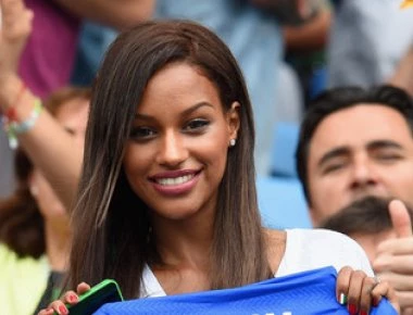 Fanny Neguesha: Ποιος να αμφισβητήσει τα ταλέντα της; (φωτό)